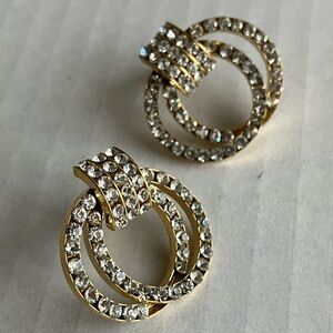 Gold Toned Rinestone Earrings